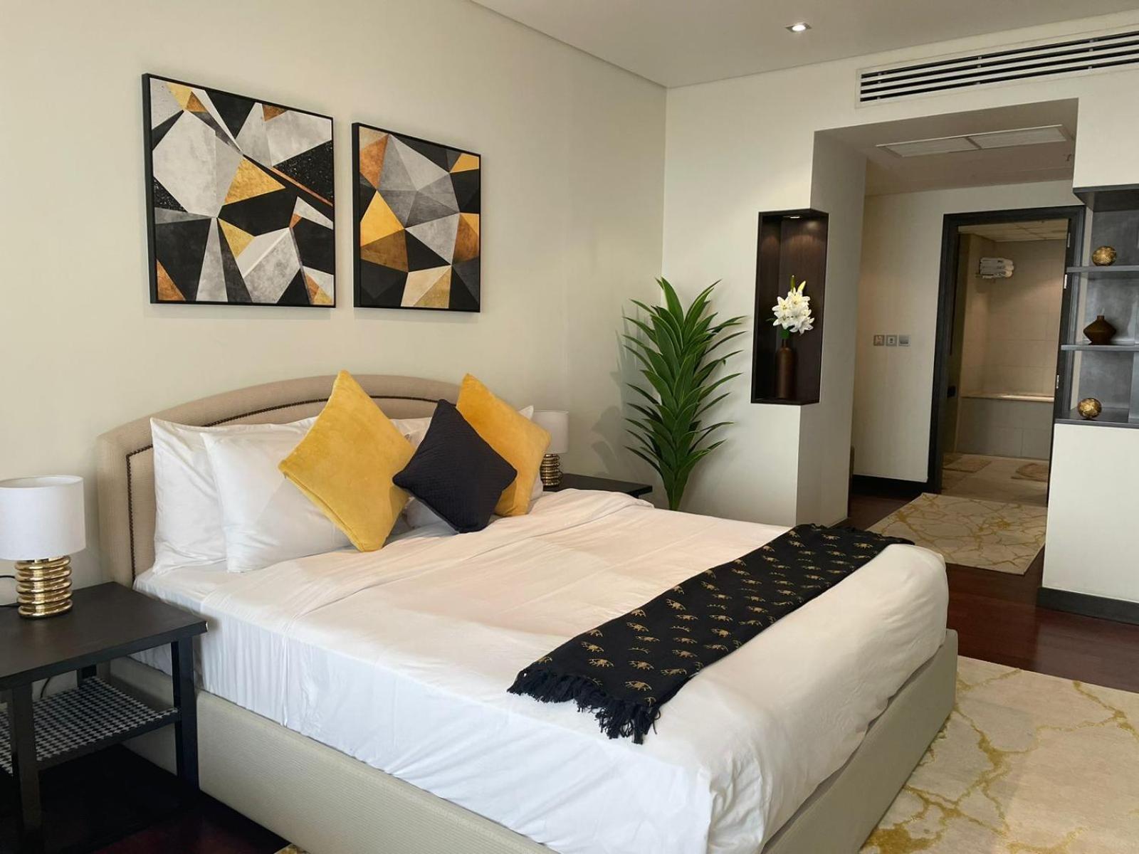 Anantara Hotel Apartment Palm Jumeirah Connected Anantara Hotel Dubai Dış mekan fotoğraf
