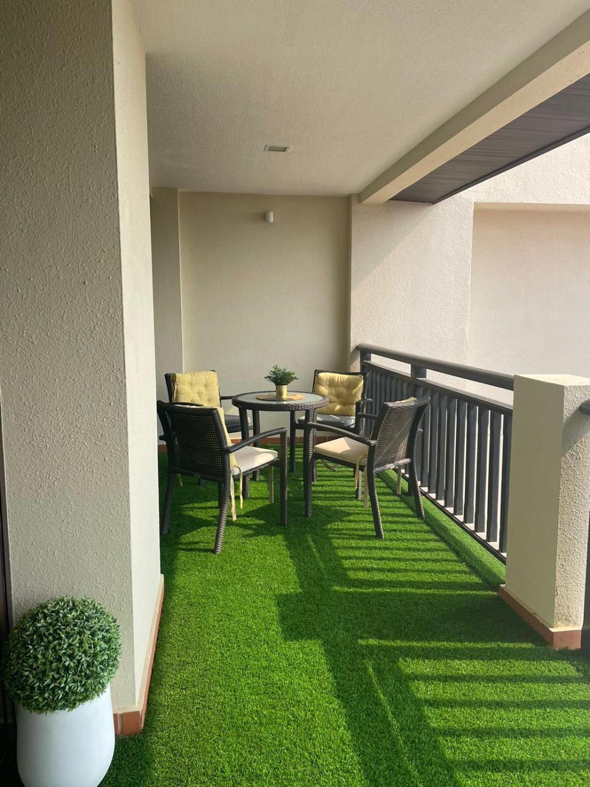 Anantara Hotel Apartment Palm Jumeirah Connected Anantara Hotel Dubai Dış mekan fotoğraf